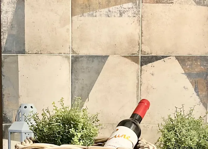 Casa Elena I Marta , *